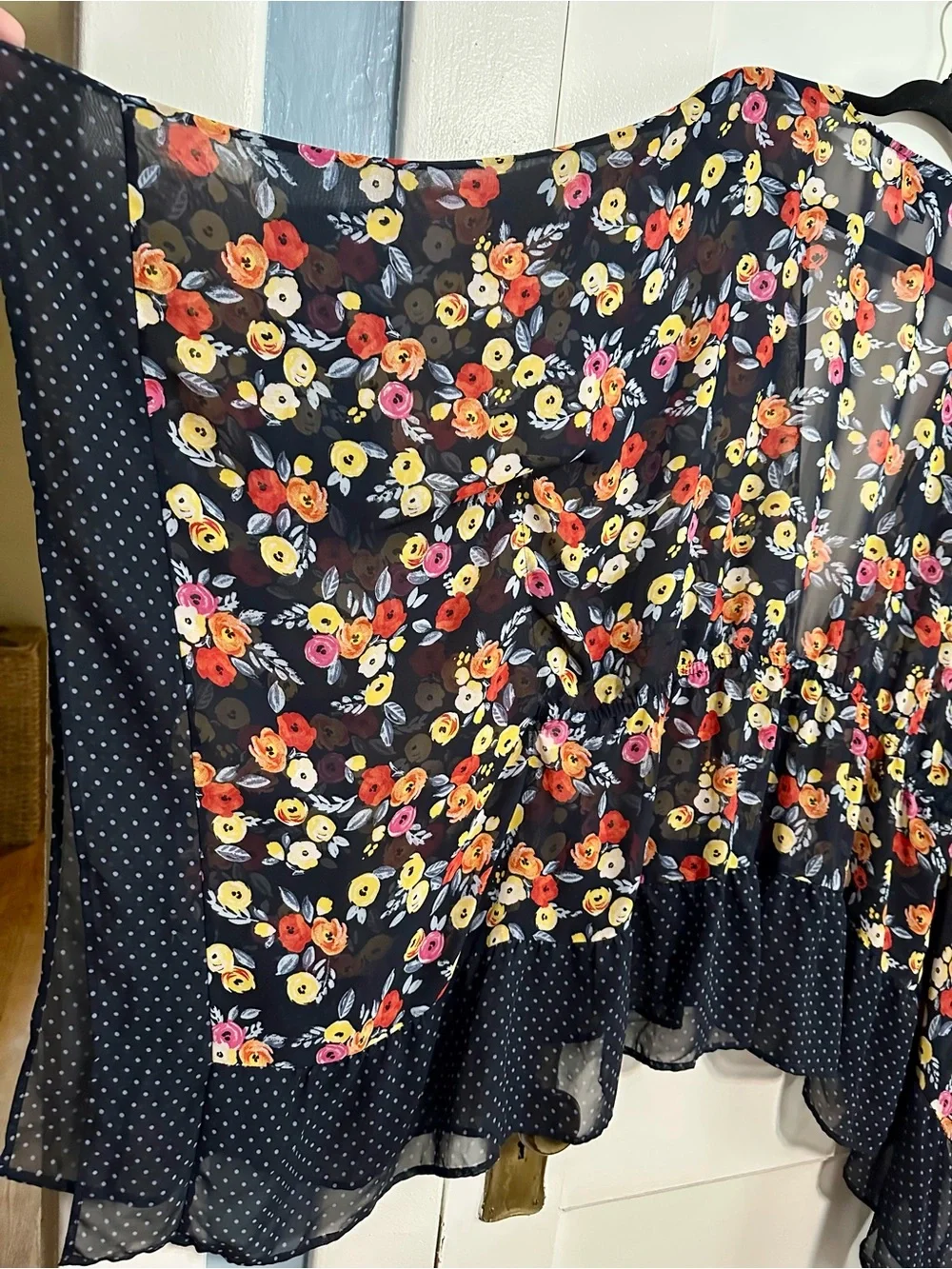 Lane Bryant Black Floral Tie-Front Sheer Kimono with Polka Dot Hem (18/20)